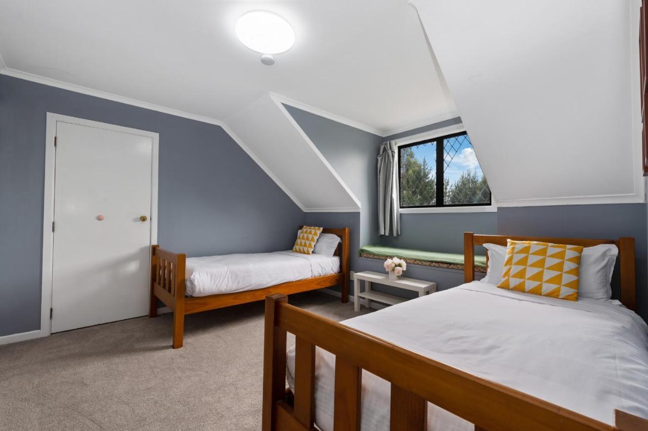 Skyline Mountain View Lodge Up To 16 People Rotorua Luaran gambar